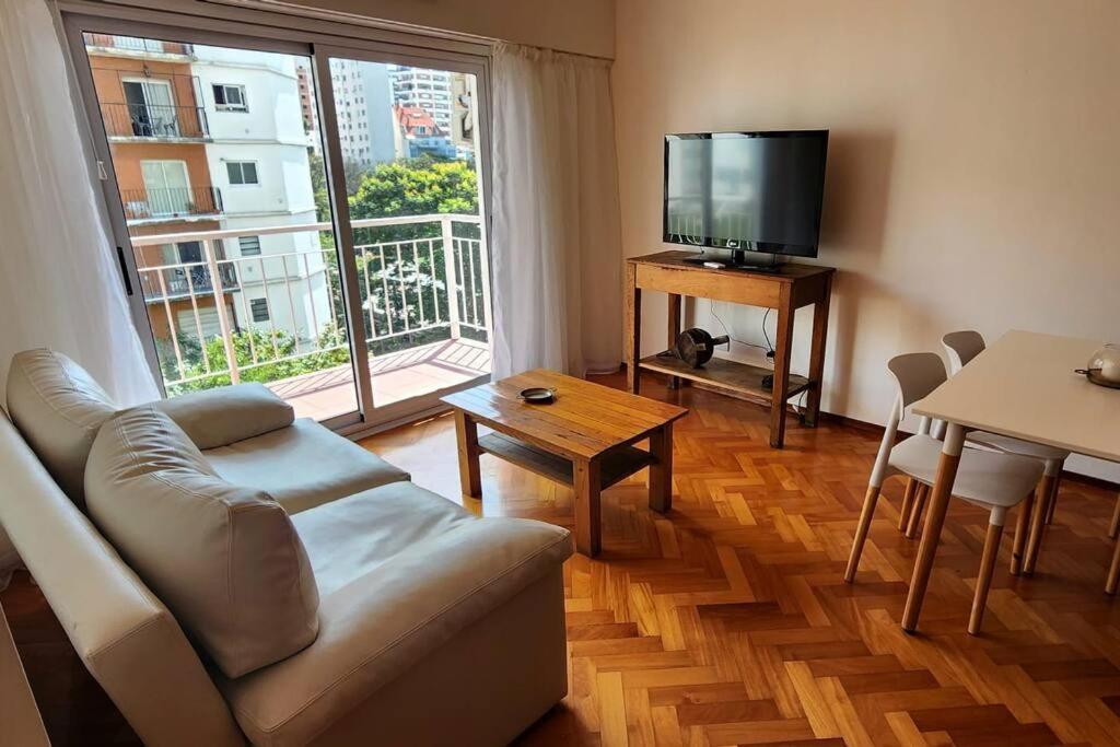 Apartamento In *